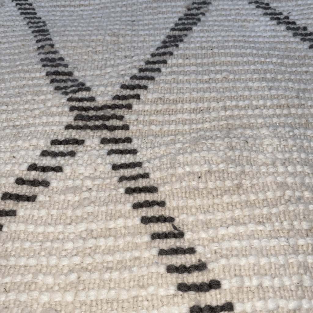 Tapis Beni Ouarain blanc 170x103 cm