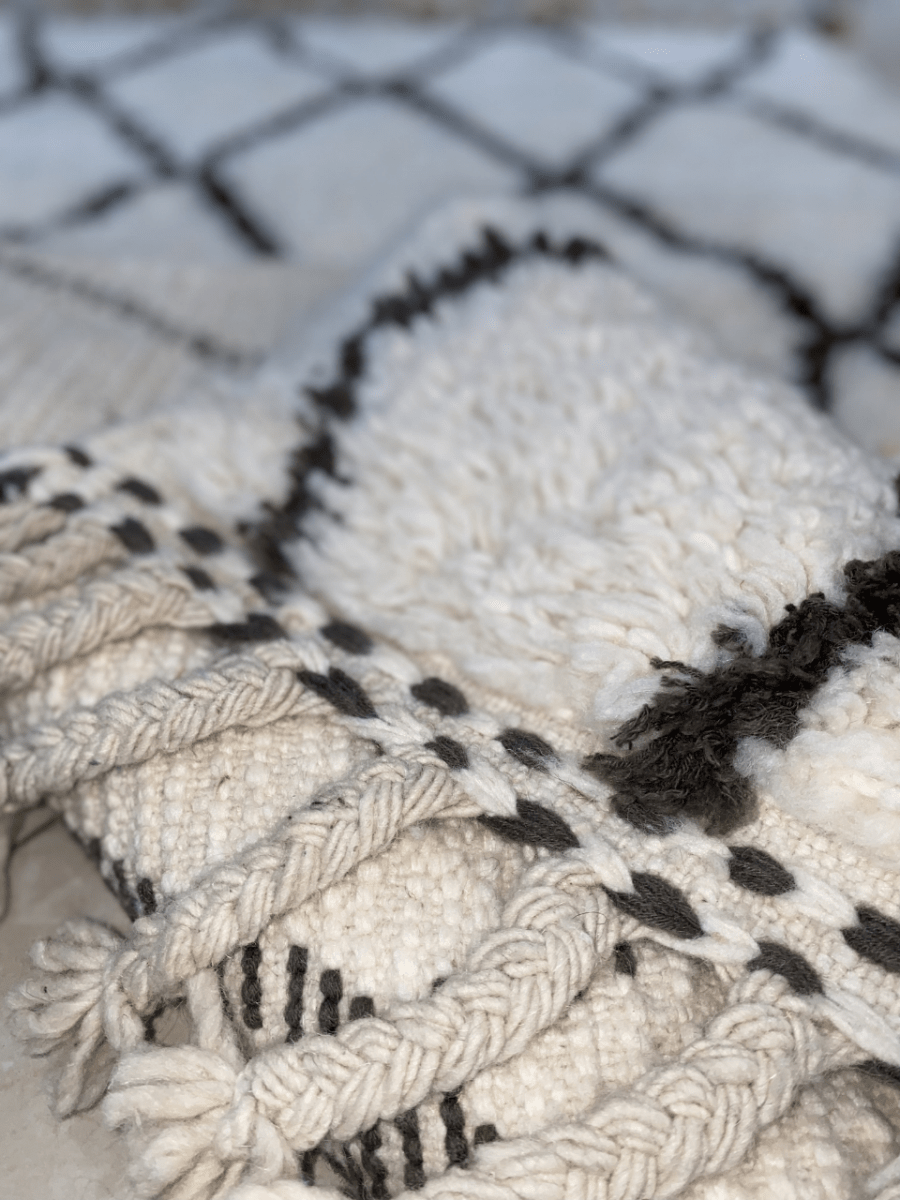 Tapis Beni Ouarain blanc 170x103 cm