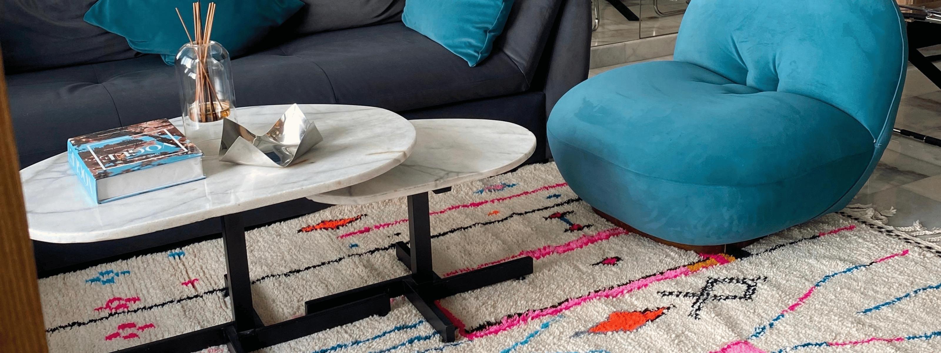 Tapis berbère coloré Azilal fait main en laine naturelle, déco moderne pour salon – Decoecoart