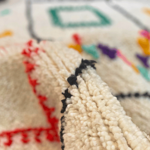 Tapis berbère Azilal fait main – 240x 150 cm