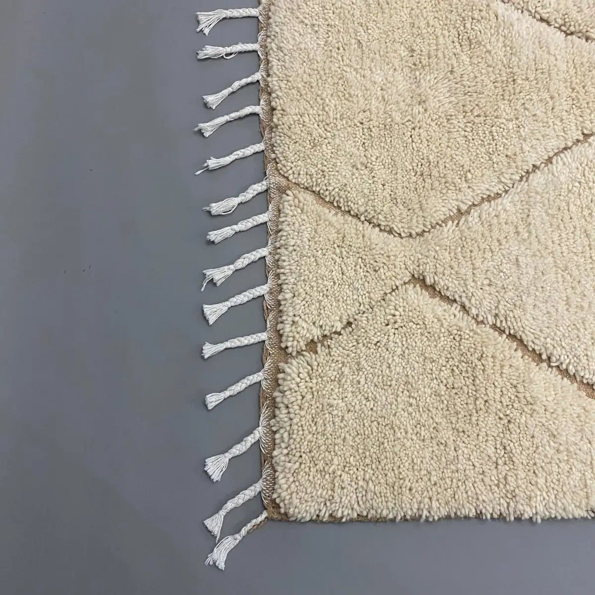 Grand modèle blanc 260×160 cm, artisanal, design sobre et élégant